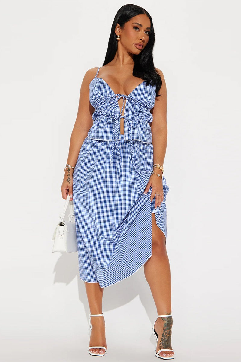 Rückenfreies kurzes Oberteil mit Schnürung - Wickelrock-Set