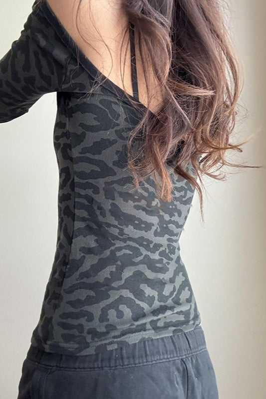 Schulterfreie Leopardenmuster-Bluse mit Lagenlook