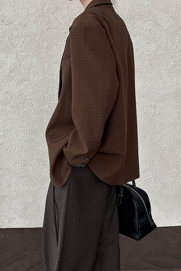 Blejzr s vaflovou strukturou, volného střihu