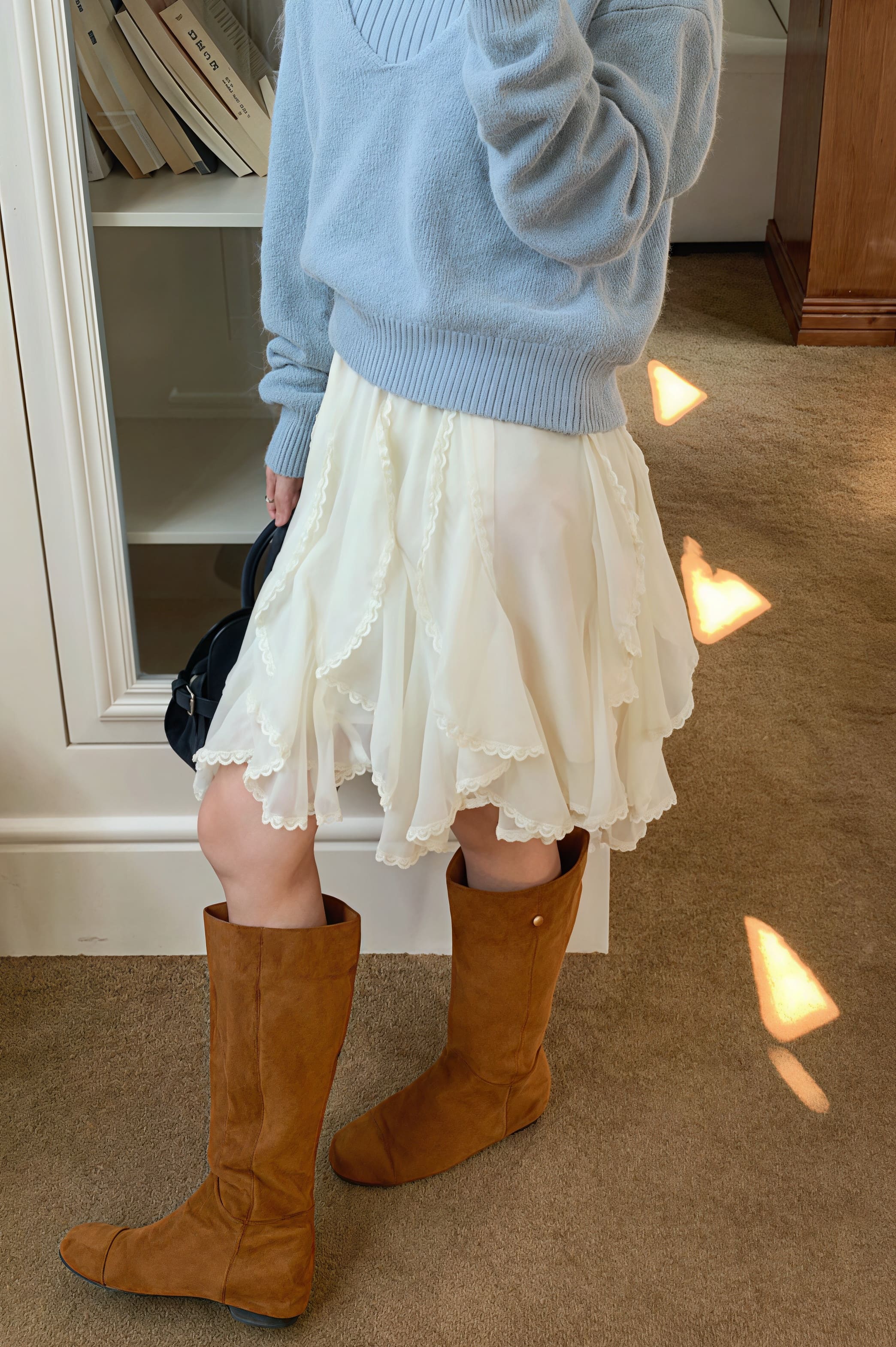 Romantická volánková asymetrická mini sukně z šifónu