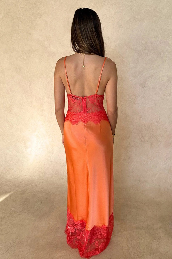 Elegantes sexy Maxikleid mit tiefem V-Ausschnitt und durchscheinender Spitzenmusterung