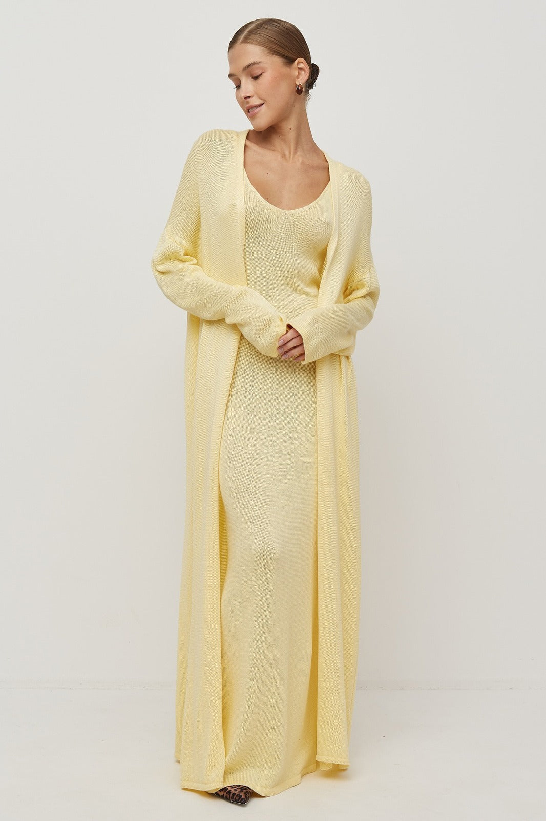 Ensemble deux pièces moulant en tricot de coton à col en V profond