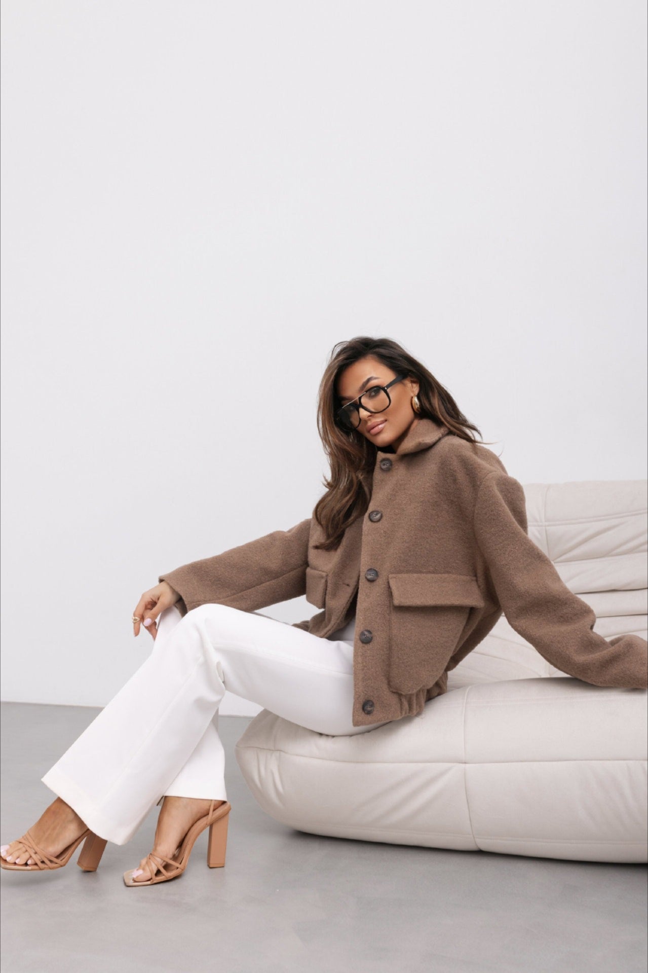 Abrigo de Lana Sólida a la Moda con Bolsillo, Elástico y Broche