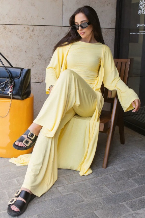 Solide Strickfließender Langarm-Morgenmantel Dreiteiliges Set