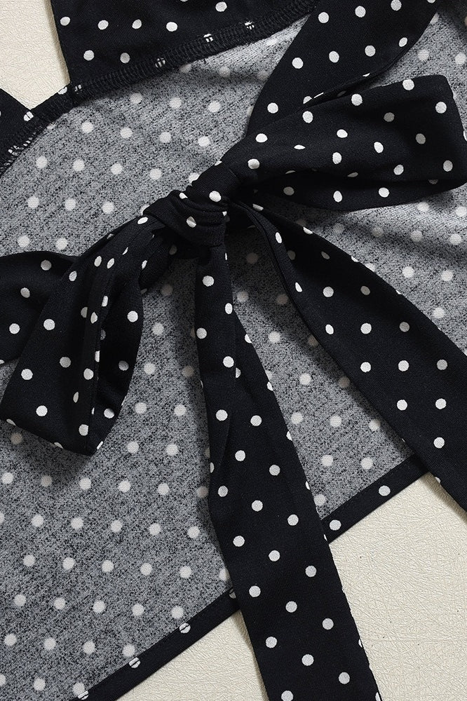 Haut court dos nu à pois avec col noué derrière le cou