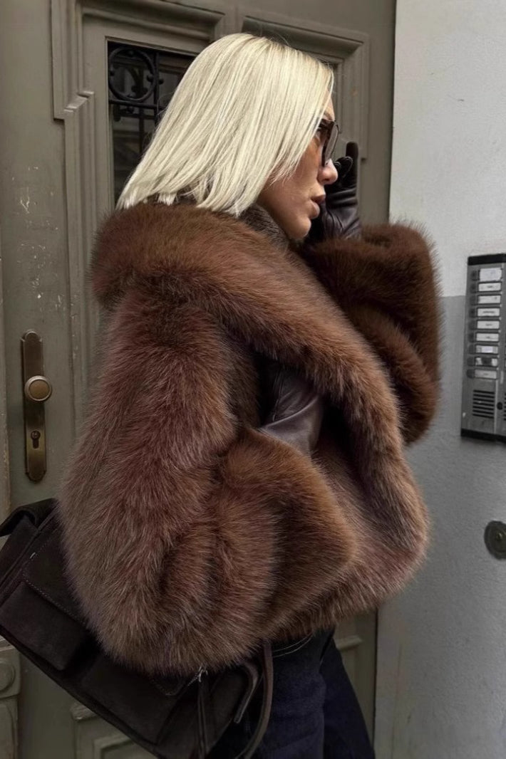 Retro einfarbiger Plüsch warmer kurzer Mantel mit Kerbkragen