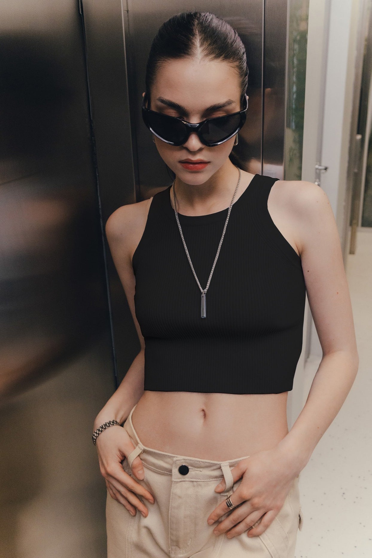 Einfarbiges kurzes Strickoberteil