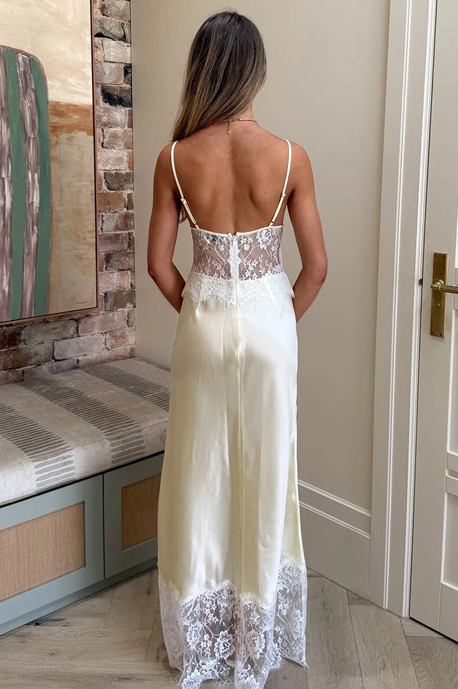 Elegantes sexy Maxikleid mit tiefem V-Ausschnitt und durchscheinender Spitzenmusterung