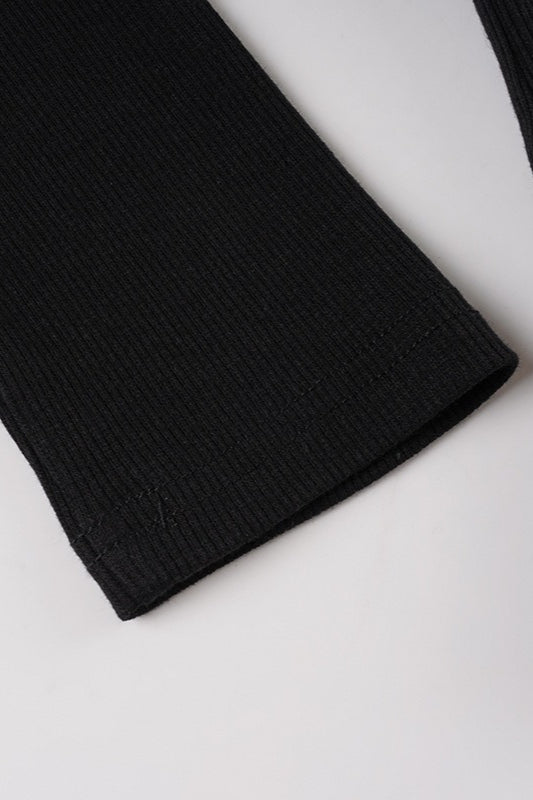 Slim Fit V-Neck Knit Top