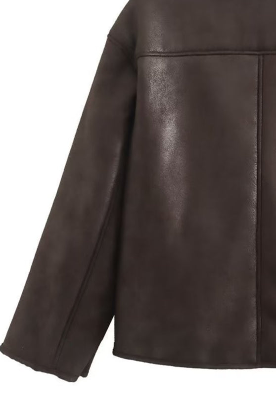 Chaqueta holgada forrada de piel sintética