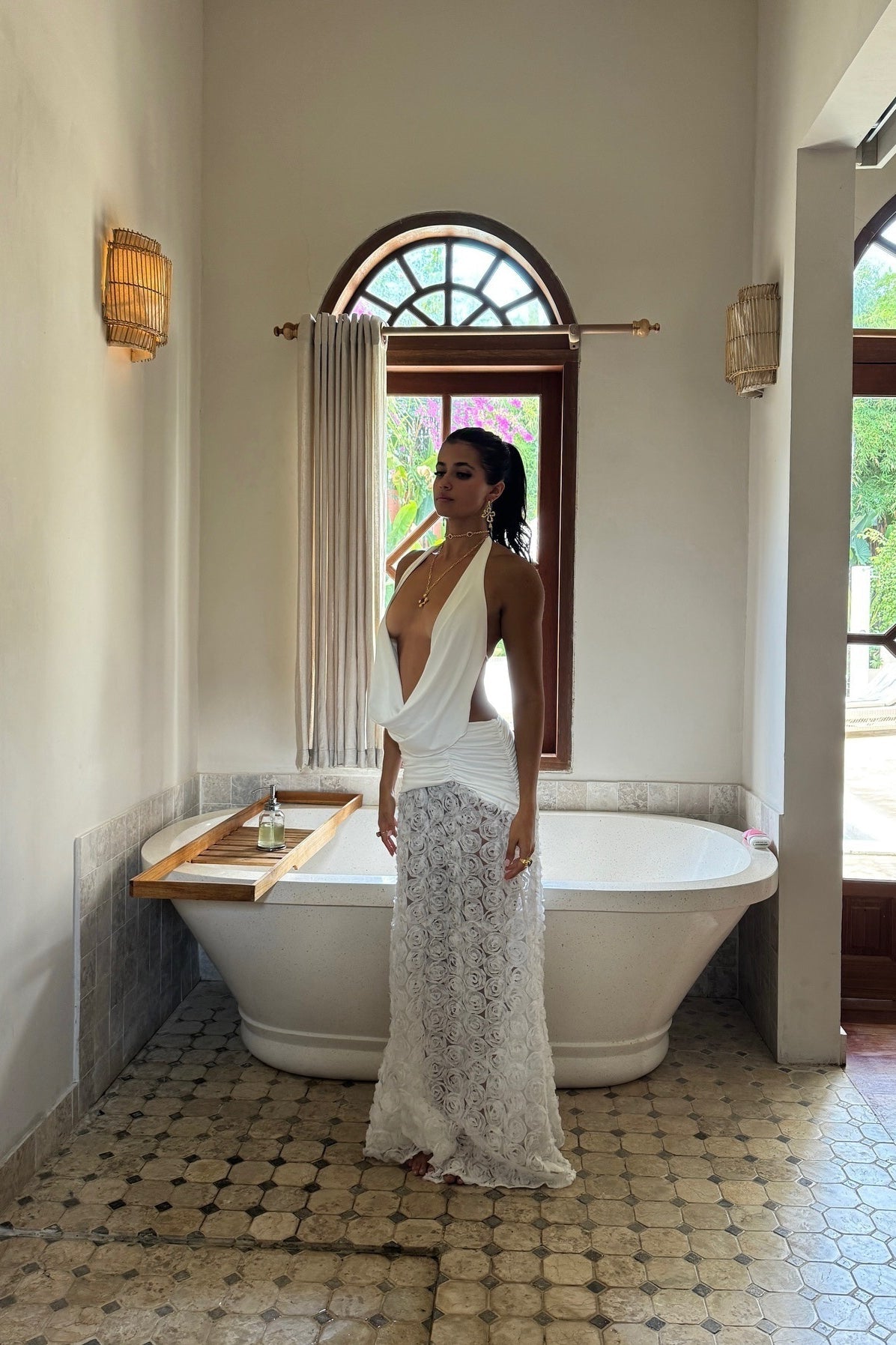 3D Blumiges gerafftes rückenfreies Maxikleid