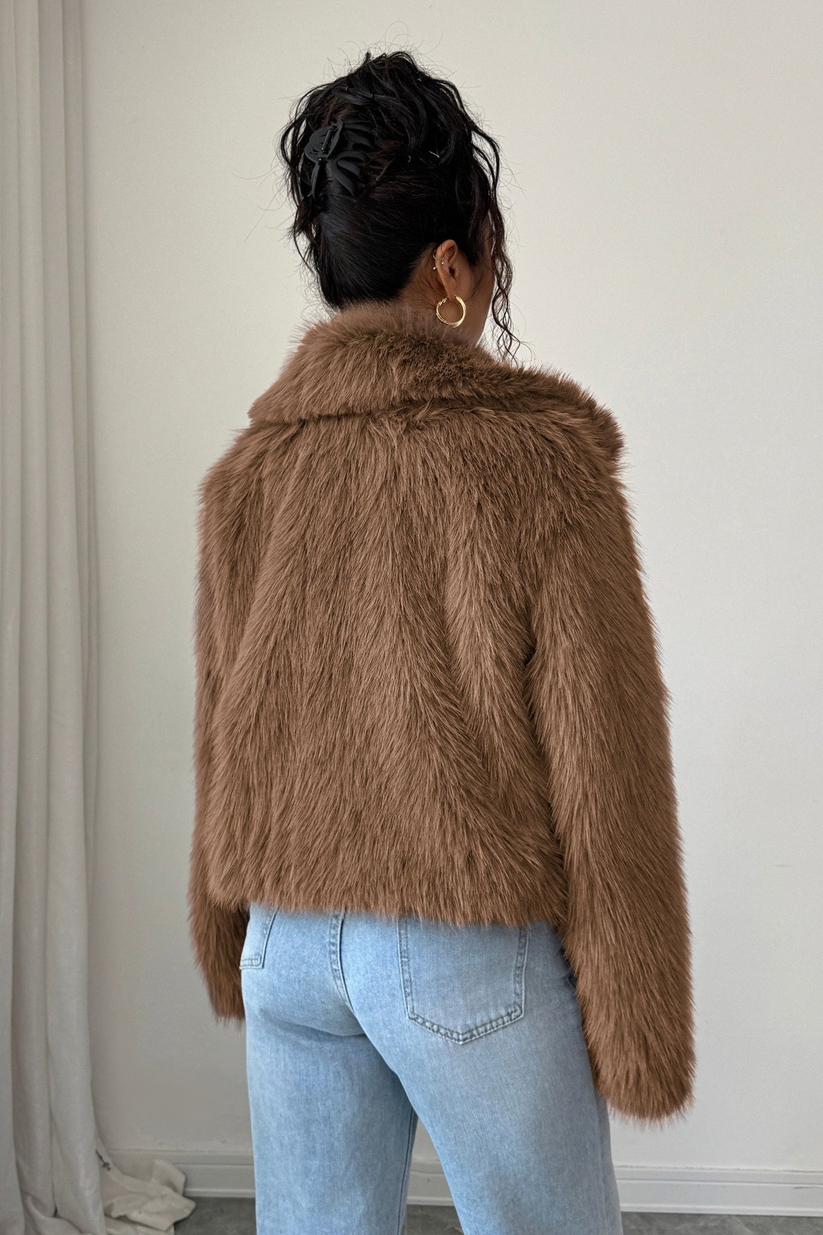 Manteau long élégant à manches longues en peluche