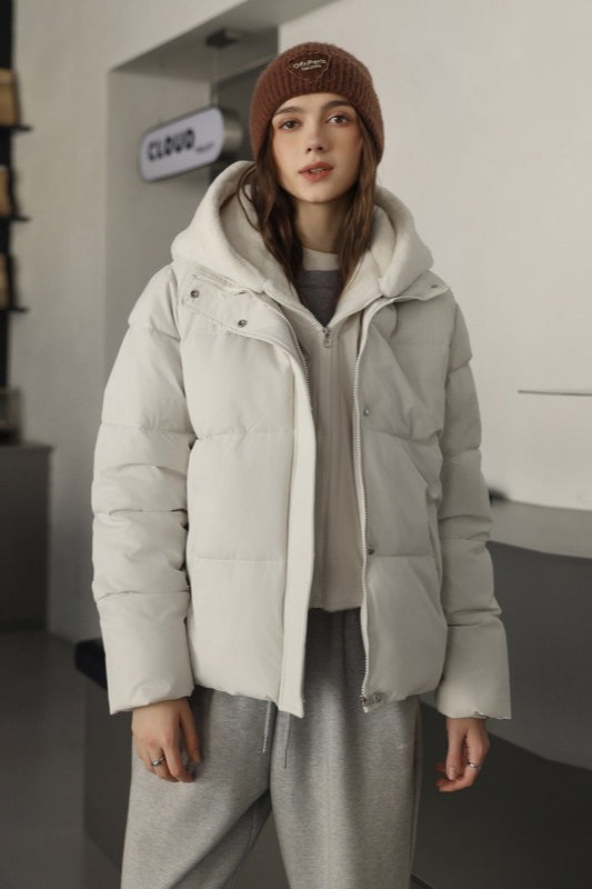 Steppjacke mit Besatz aus Kunstpelz, kurz geschnitten