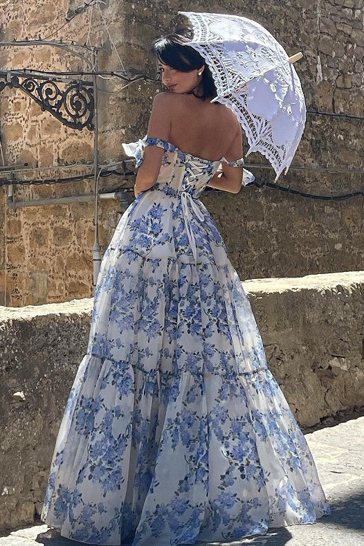 Vestido Floral Sem Mangas, Costas Abertas e Amarração em Renda com Estampa Floral