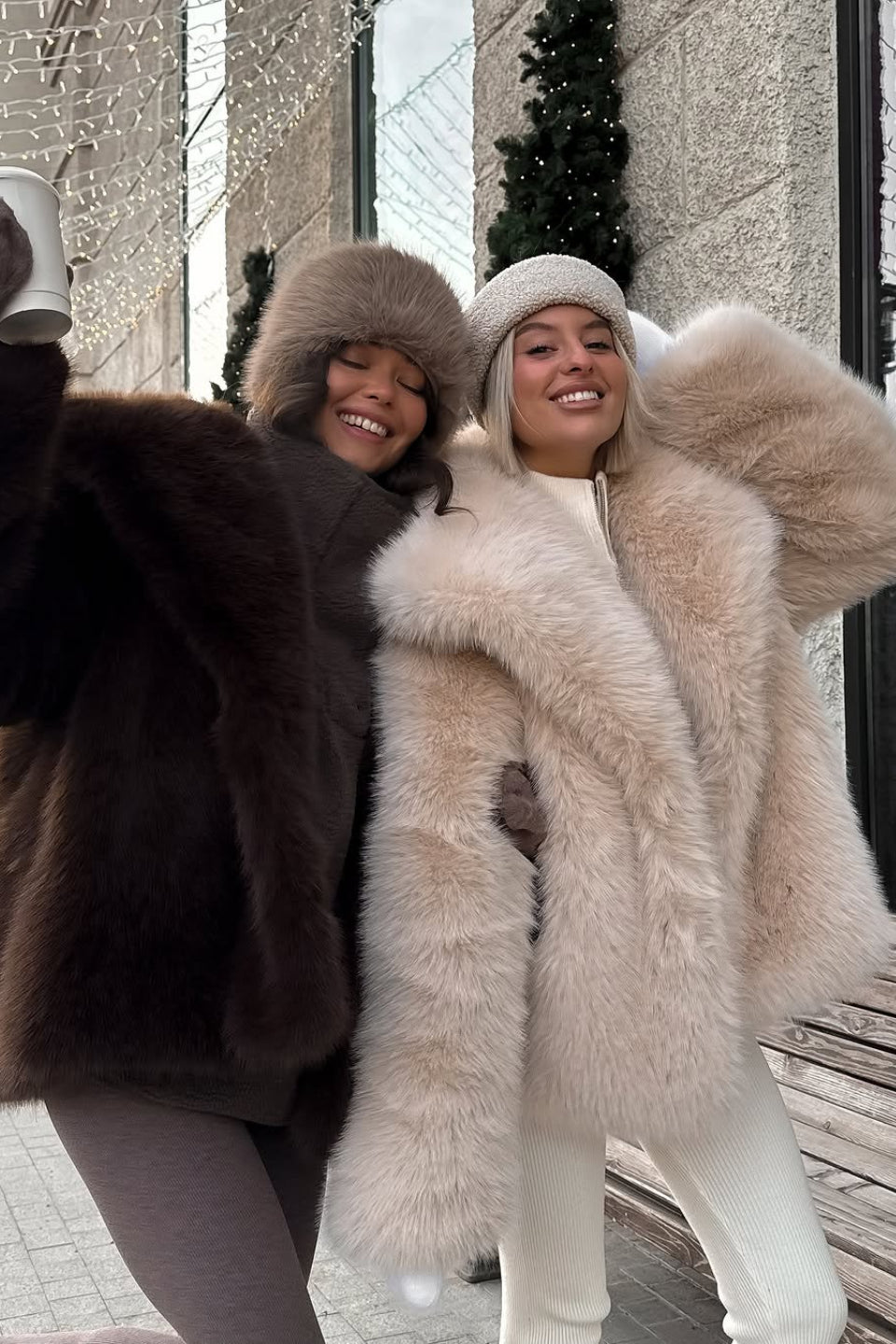 Manteau à col bouffant en fausse fourrure de renard