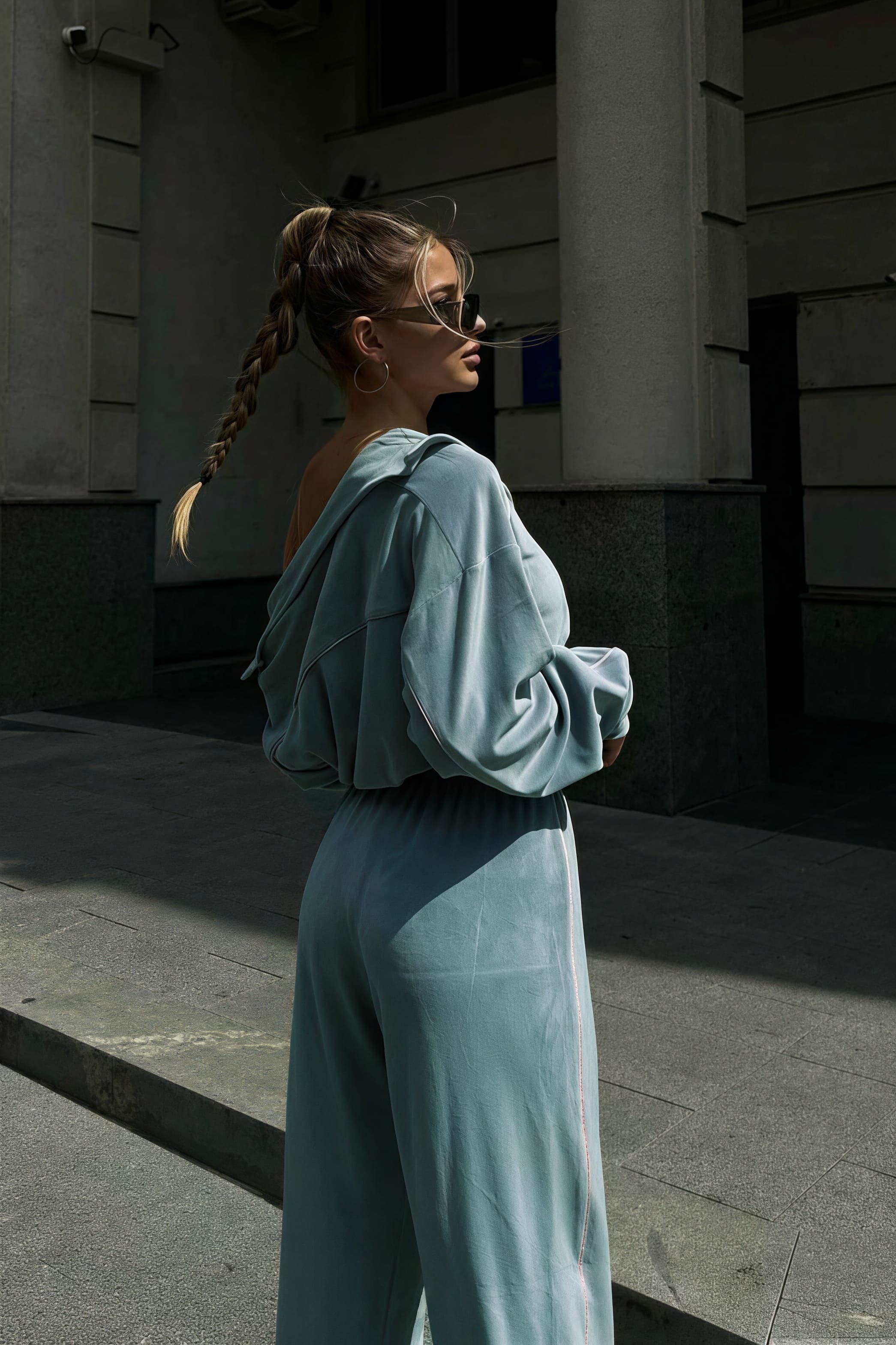 Conjunto de dos piezas con cremallera, cuello de terciopelo atlético y mangas largas