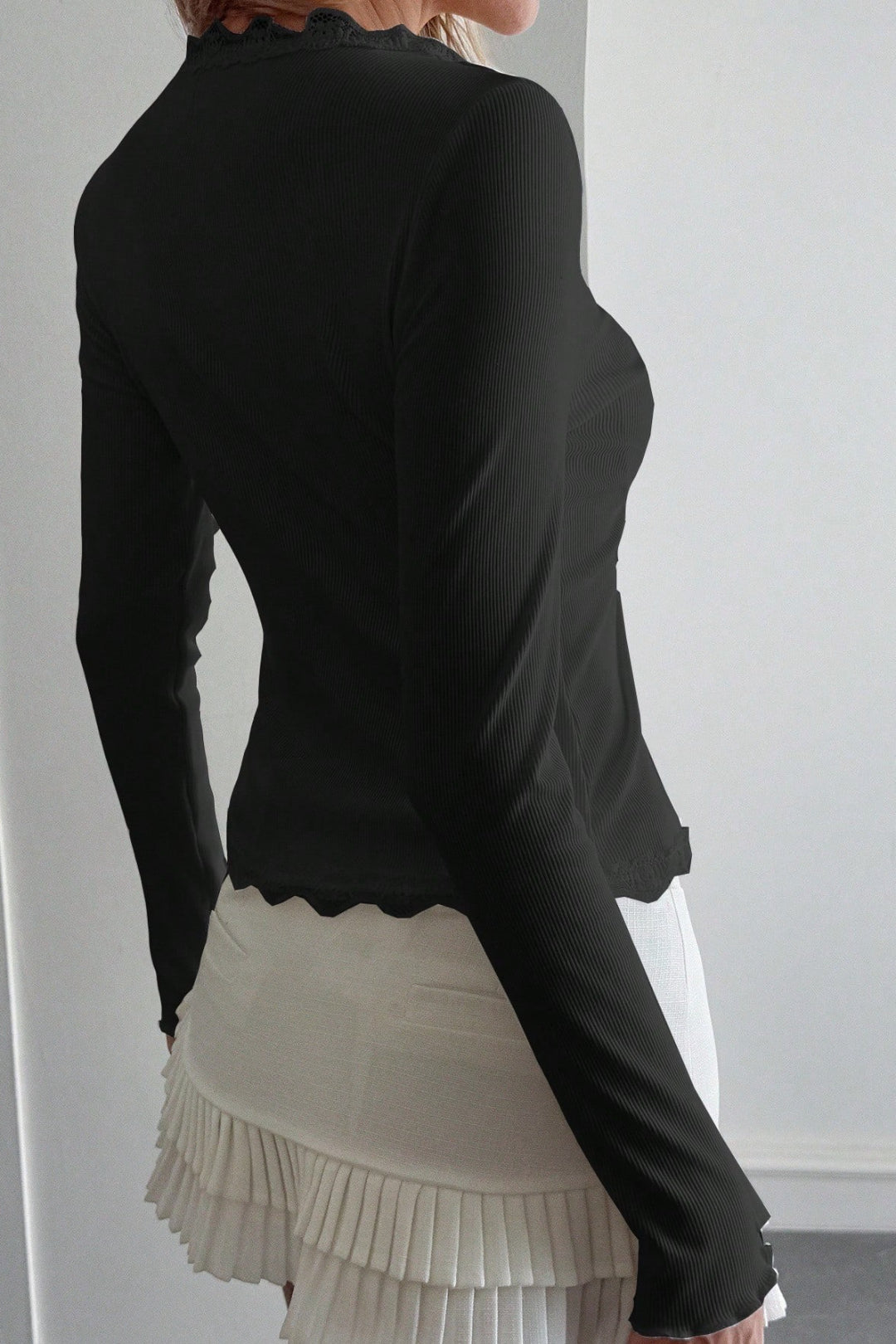 Lace Detail Long Sleeve Knit Top