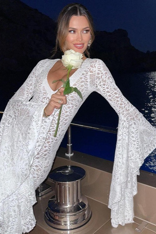 Hluboké šněrování s krajkou, těsné mini šaty s rozšířenými rukávy