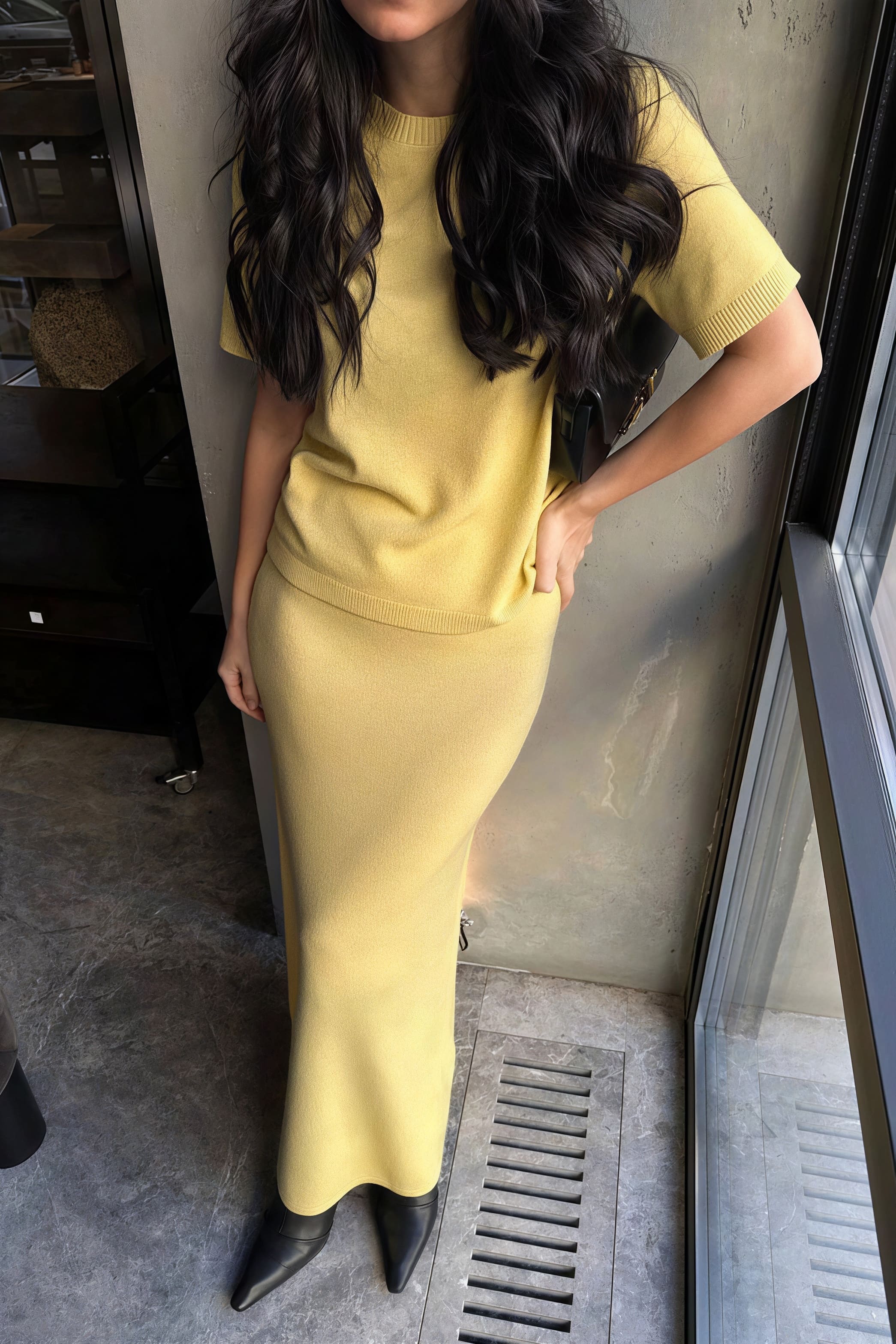 Completo Gonna e Maglia a Maniche Corte Minimalista