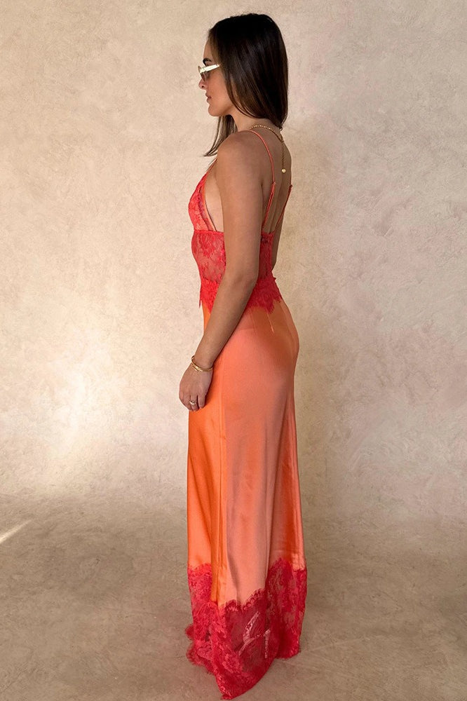 Elegantes sexy Maxikleid mit tiefem V-Ausschnitt und durchscheinender Spitzenmusterung