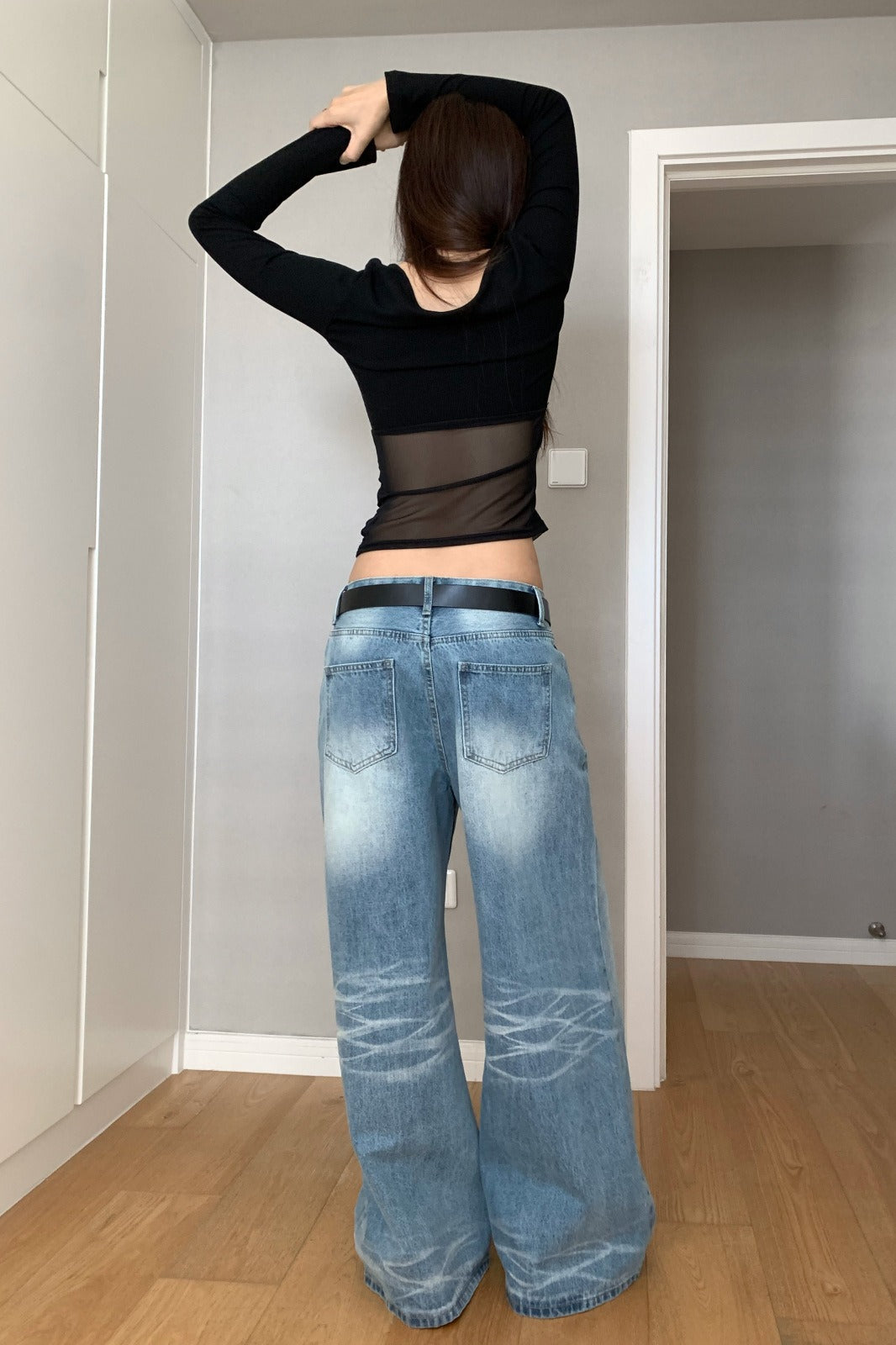 Jean en denim ample froissé