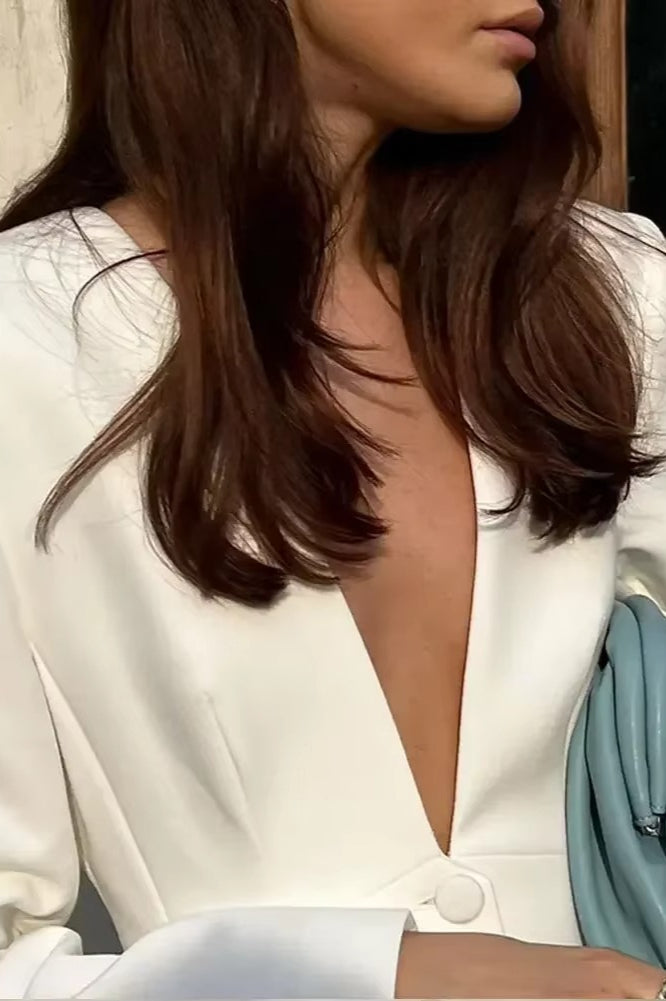 Weißer Blazer mit tiefem V-Ausschnitt und Hose, Zweiteiliges Büroset