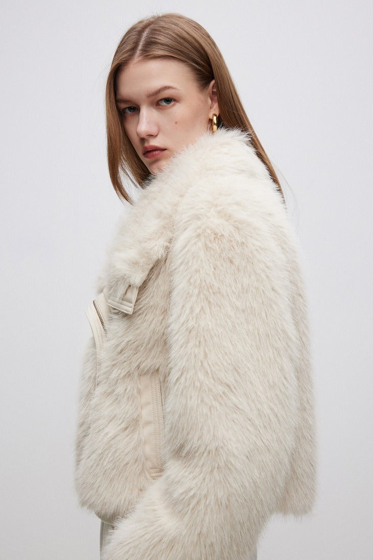 Casaco Acolchoado Grosso Quente com Gola Entalhada e Painéis em Plush