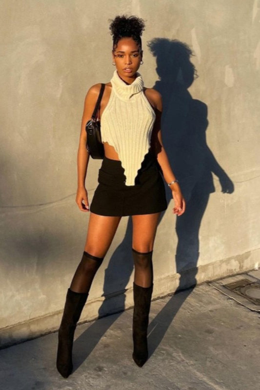 Asymmetrisches Rückenfreies Strickoberteil