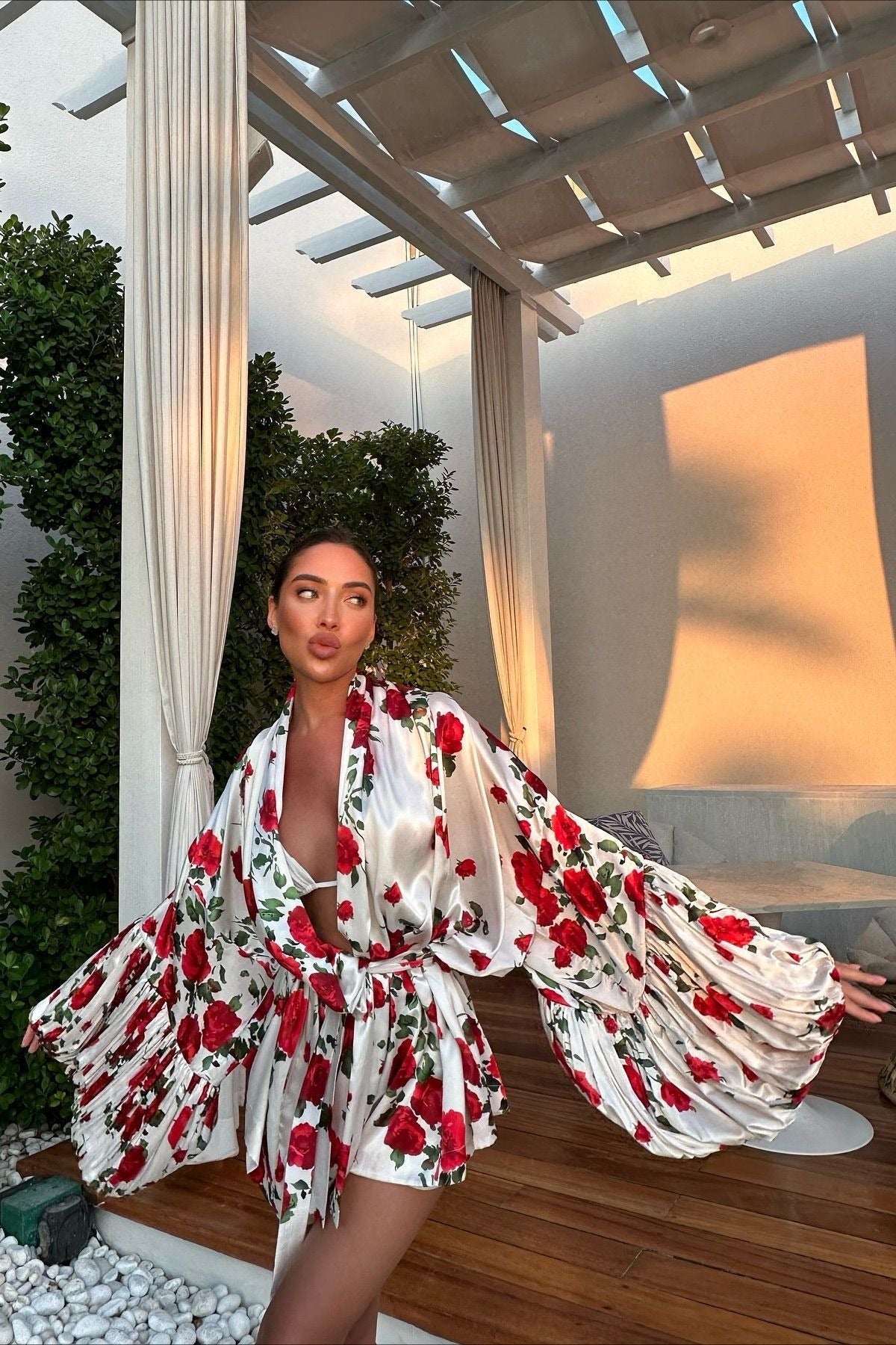 Frisches Blumenmuster Minikleid mit Laternenärmeln