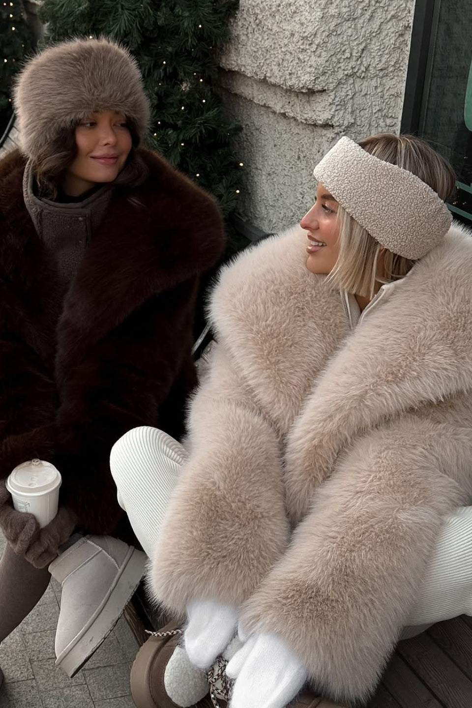 Manteau à col bouffant en fausse fourrure de renard