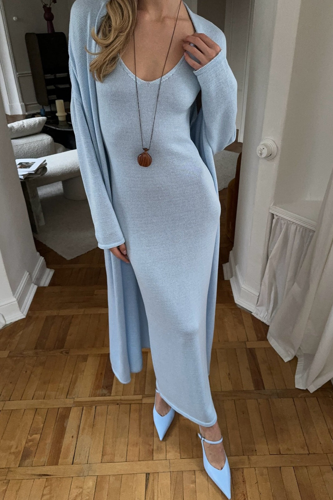 Ensemble deux pièces moulant en tricot de coton à col en V profond