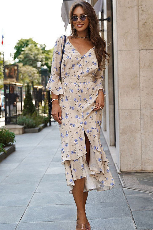 Asymetrické šaty s volánkovými rukávy a vysokým pasem s květinovým vzorem