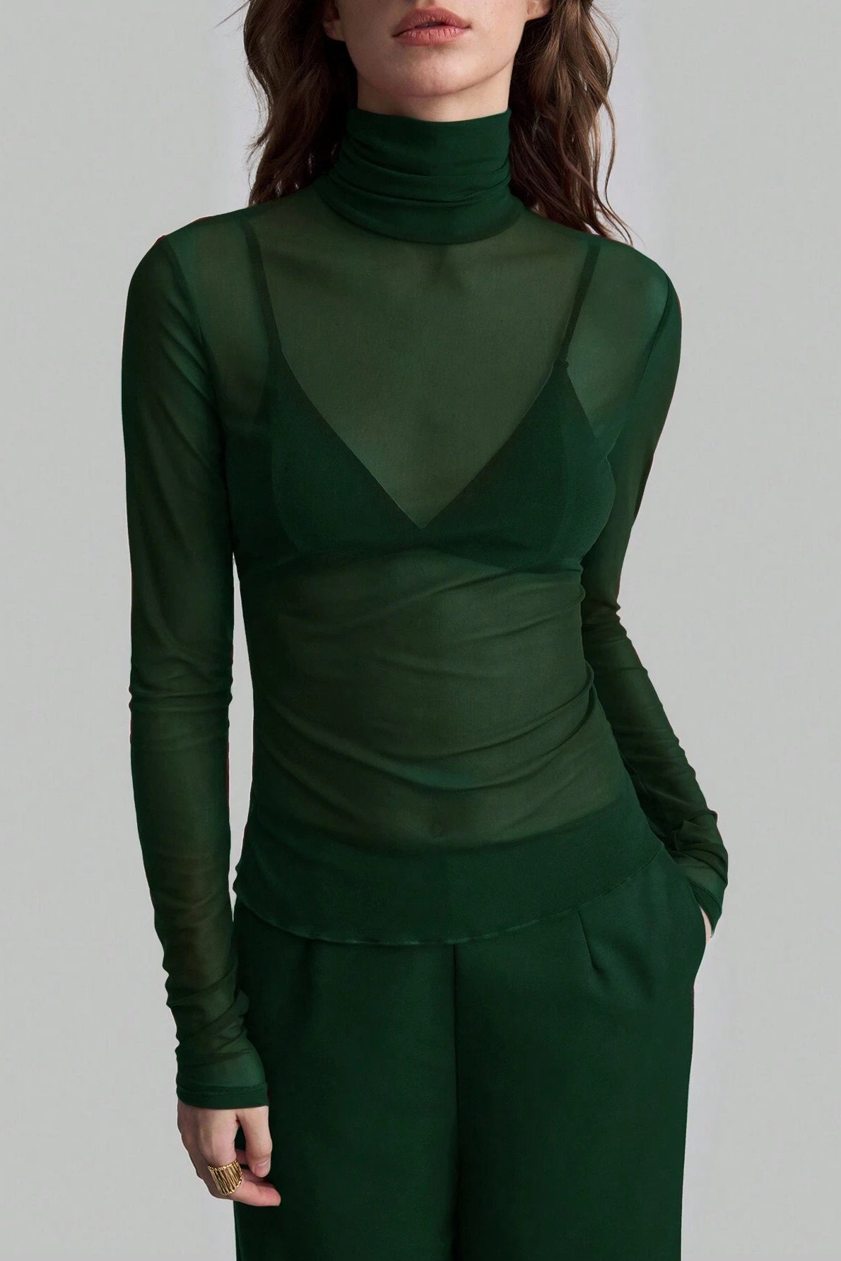 Tričko s dlouhým rukávem, úzké, s pevně stojícím límcem a síťovinou jednobarevné