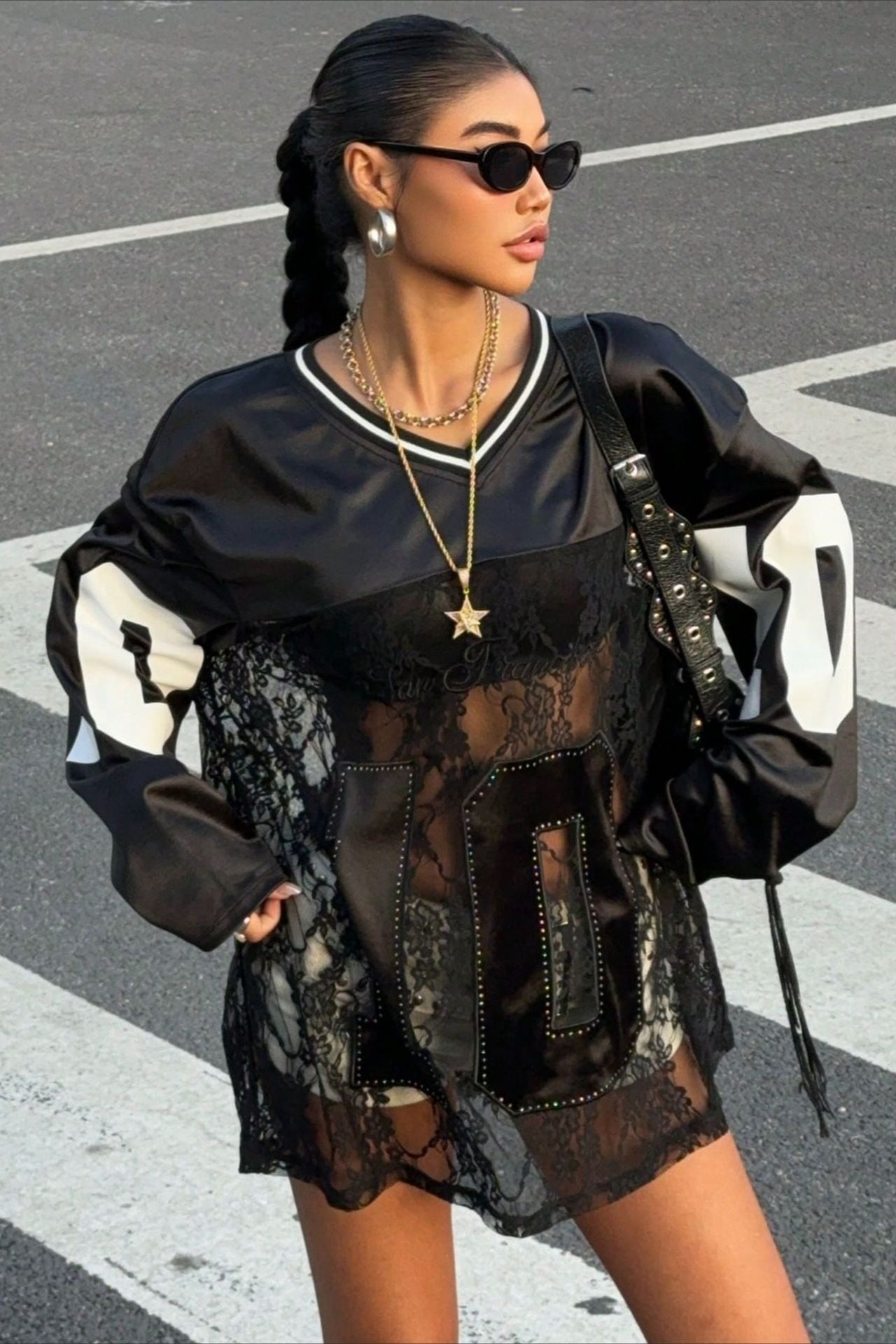 Spitzen-Durchscheinendes V-Ausschnitt Bedrucktes Sweatshirt