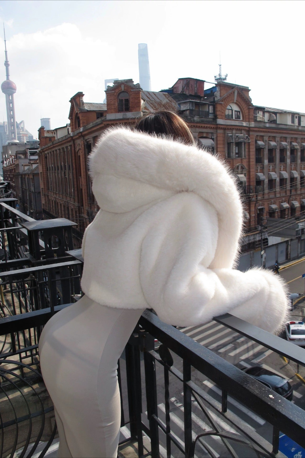 Einfarbiger Plüschwarmer Kurzer Kapuzenmantel