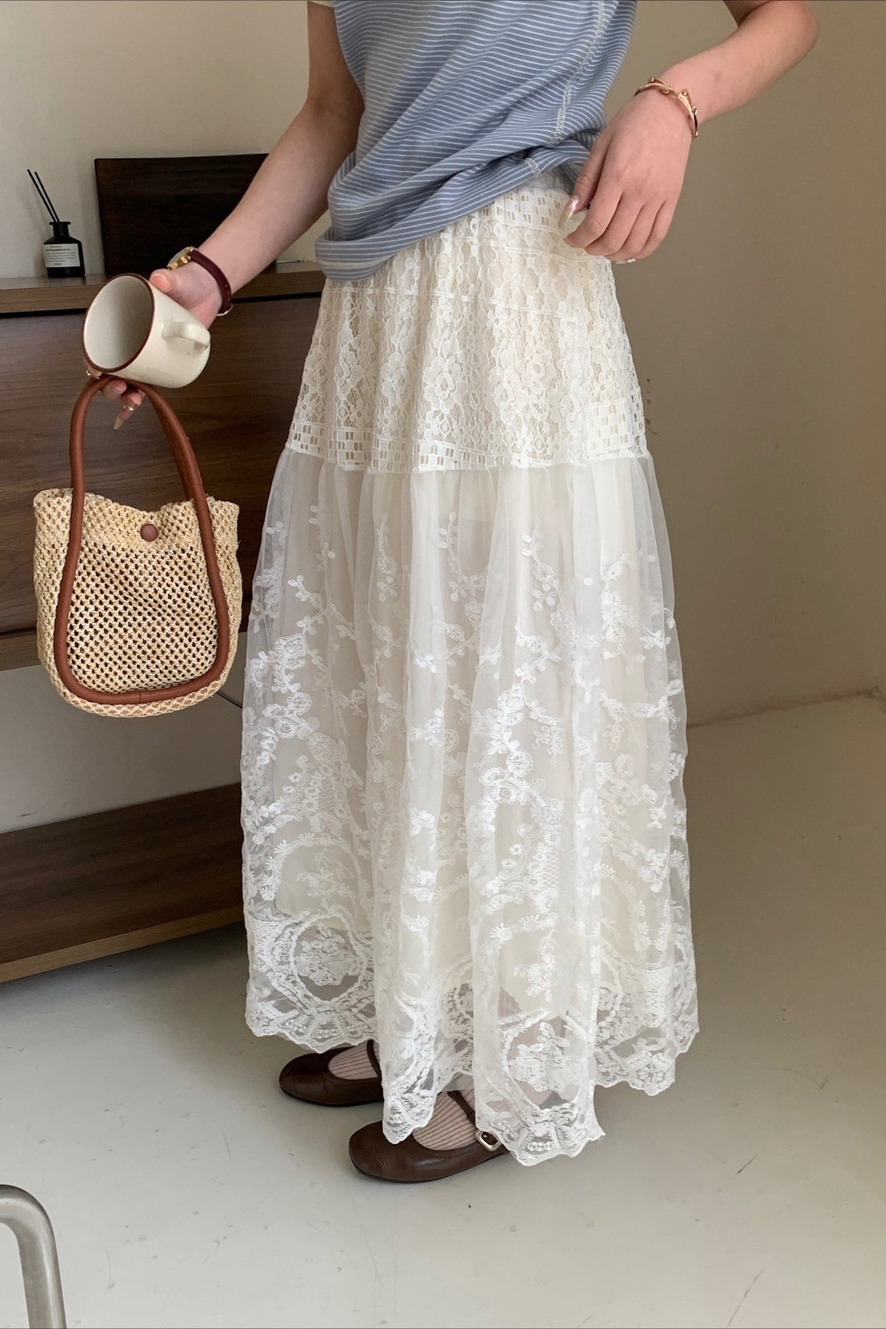 Gonna a linea A vintage in pizzo morbido