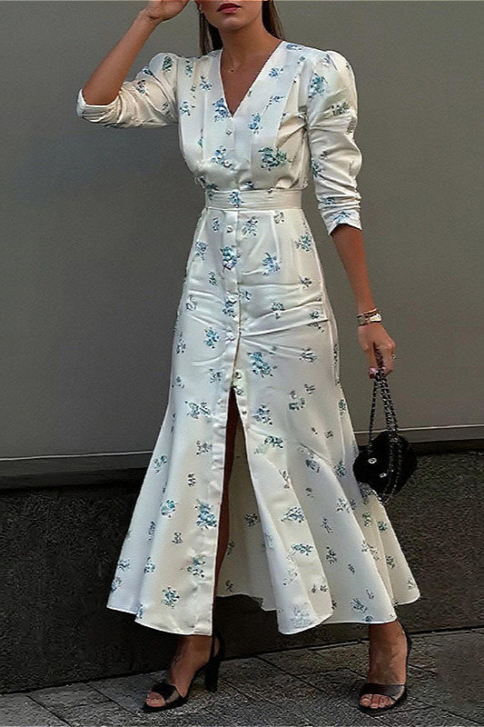 Vestido floral elegante ajustado con cintura fruncida y escote en V