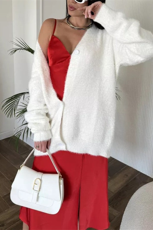 Weicher V-Ausschnitt-Strickjacke