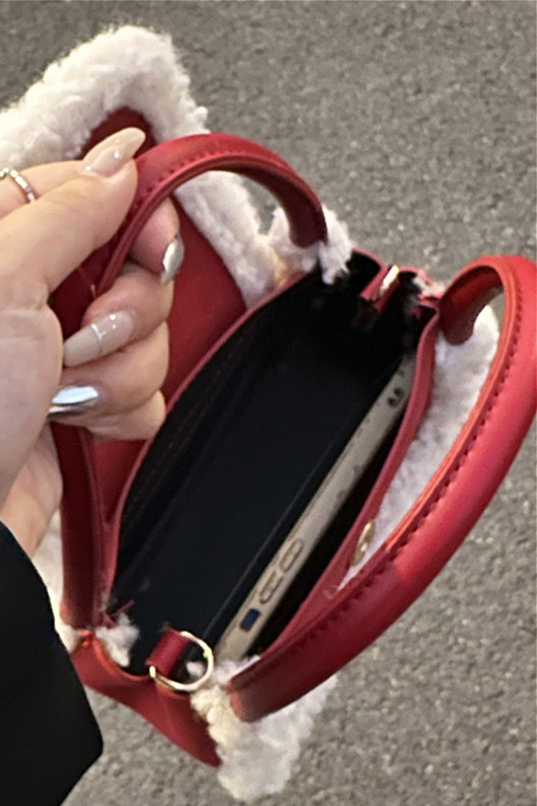 Flauschige rote quadratische Mini-Tasche Handgehaltene Schulter-Umhängetasche