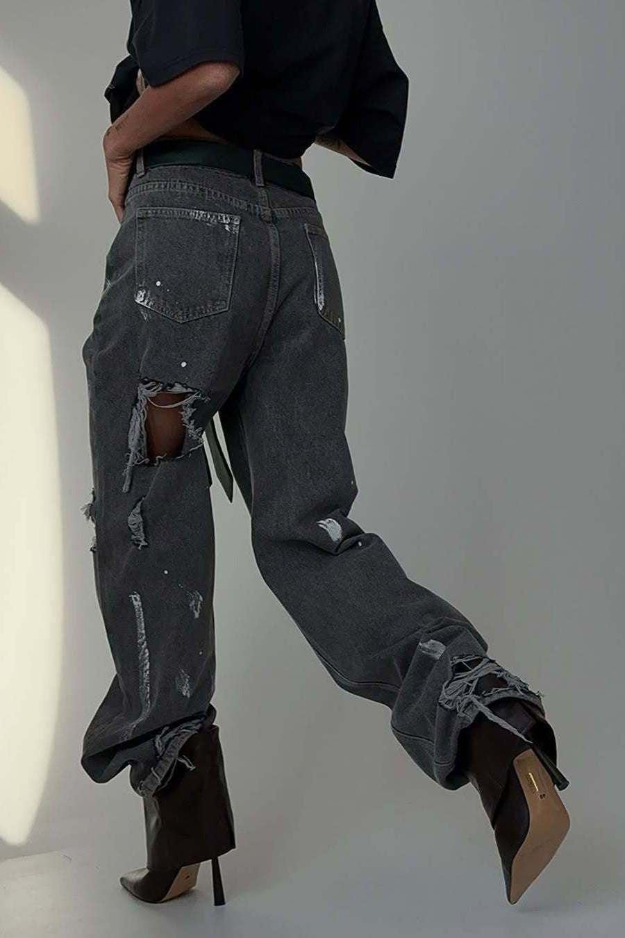 Jeans mit Graffiti-Muster, locker sitzend, gerade geschnitten