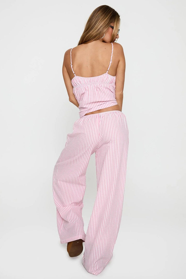 Pruhovaný volný top na ramínka a dlouhé kalhoty dvoudílná souprava