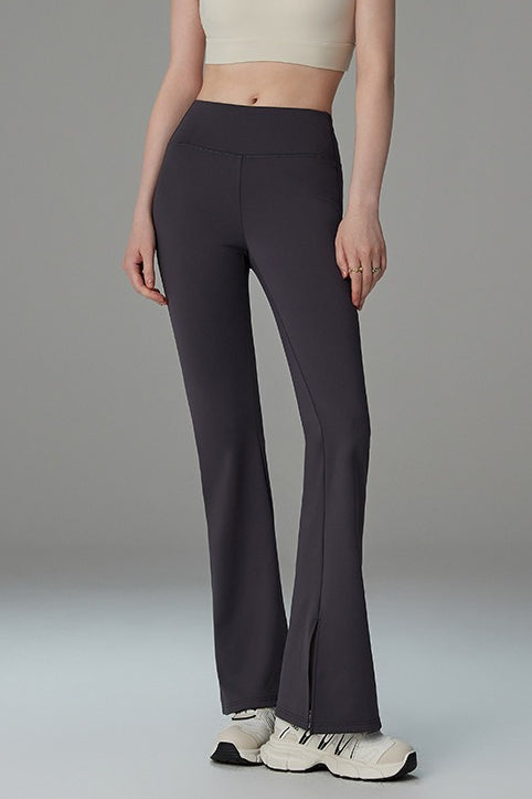Gebürstete, mit Fleece gefütterte, ausgestellte Leggings mit Schlitz
