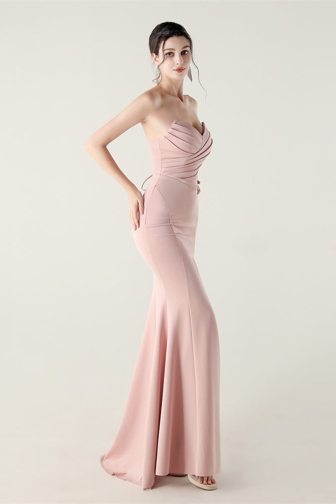 Vestido de fiesta plisado con escote corazón sin tirantes