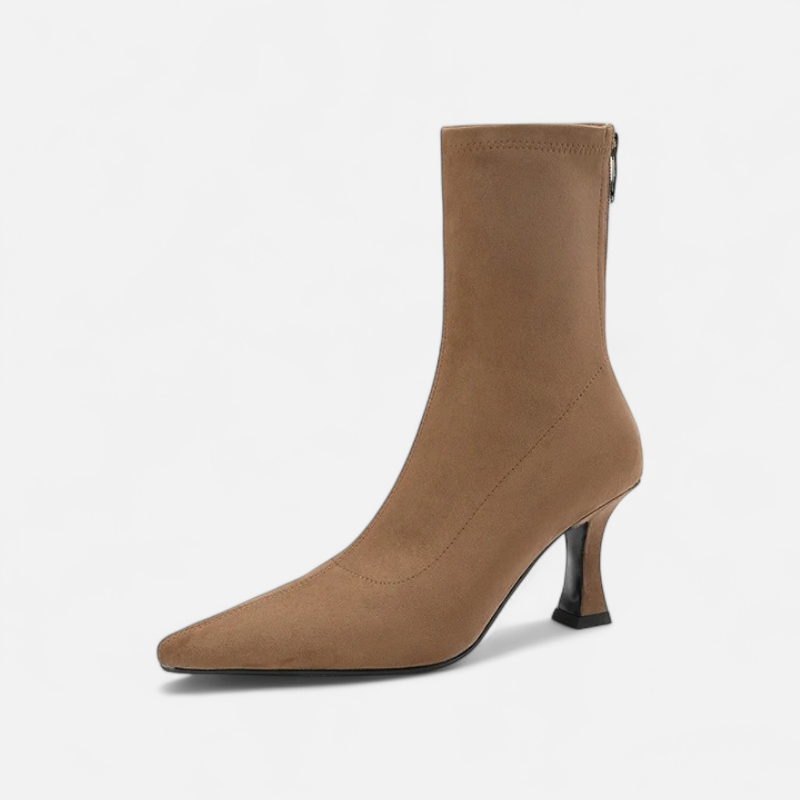 Bottines à Bout Pointu et Petit Talon Fin pour Femme – Silhouette Affirmée, Élégance Sensuelle
