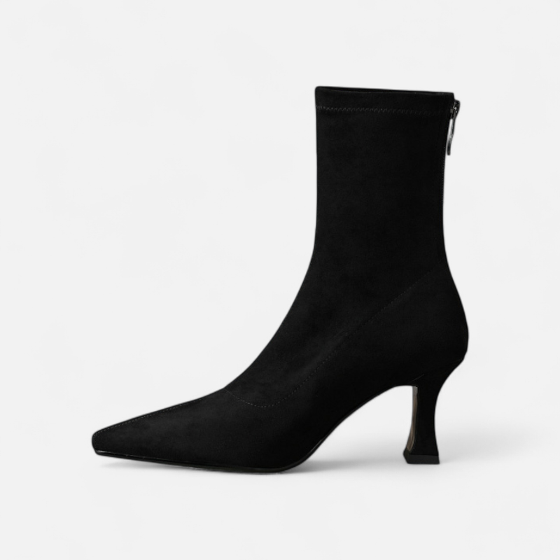 Bottines à Bout Pointu et Petit Talon Fin pour Femme – Silhouette Affirmée, Élégance Sensuelle