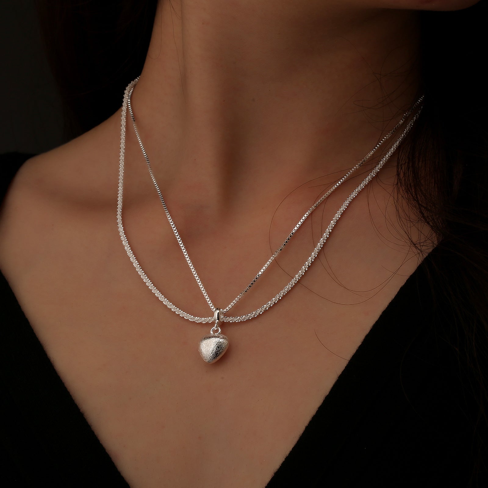 Minimal Double Layer Heart Pendant NeckLace