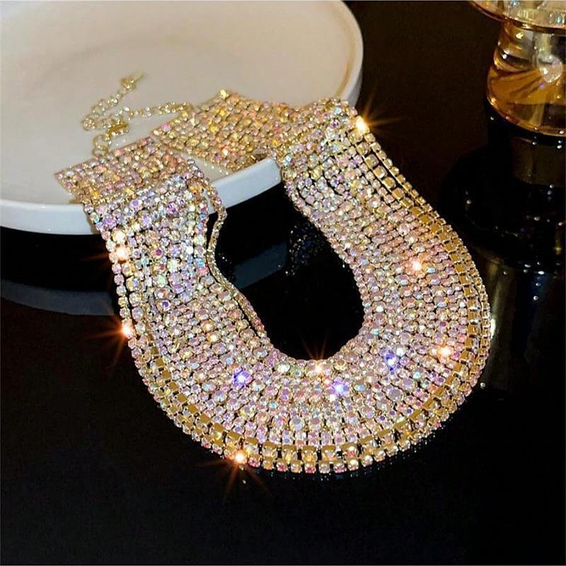 Collier écologique brillant à plusieurs rangées de strass