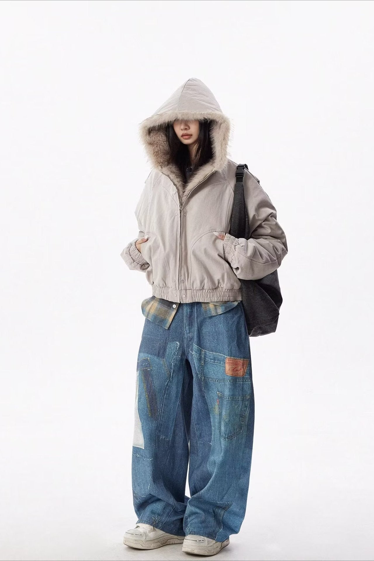 Sportlich geschnittene wattierte Steppjacke mit Isolierung