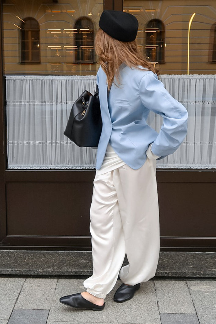 Blazer azul informal suelto de manga larga