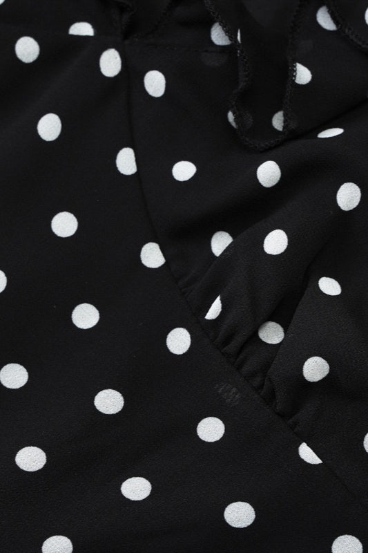 Vestido corto ajustado de malla con escote en V y lunares